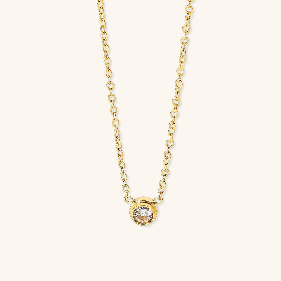 Gold Kira Necklace with Elegant Design