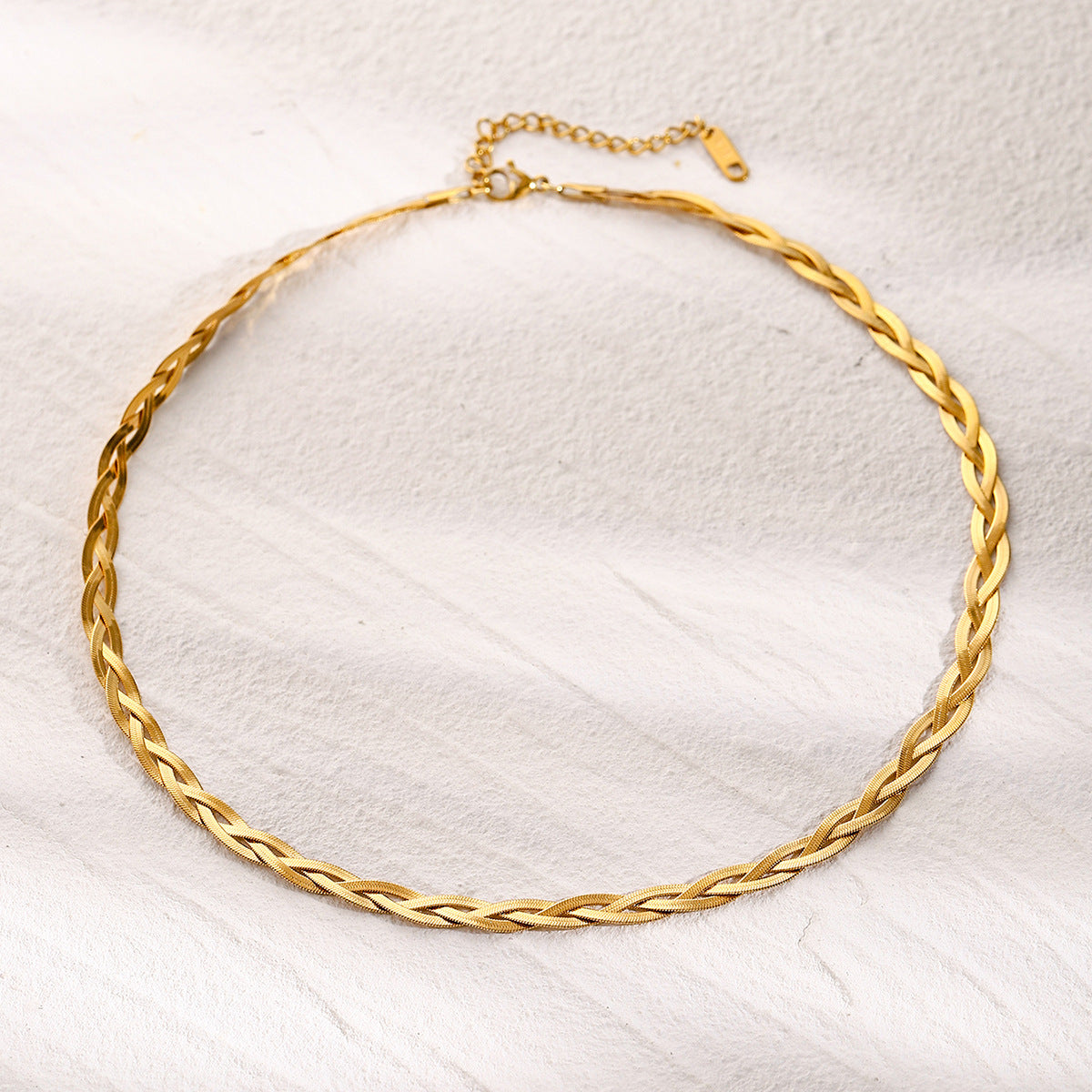 Gold Chain Necklace with Elegant Design