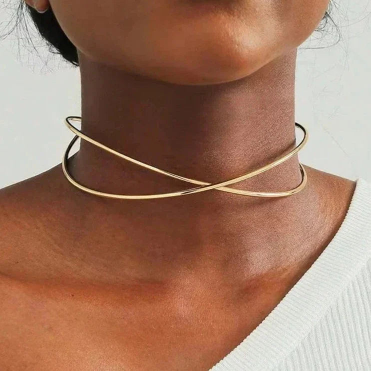 Gold Chelsea Necklace with Elegant Design