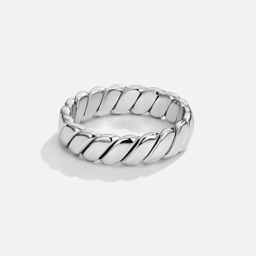 Twisted Infinity Silver Ring Design
