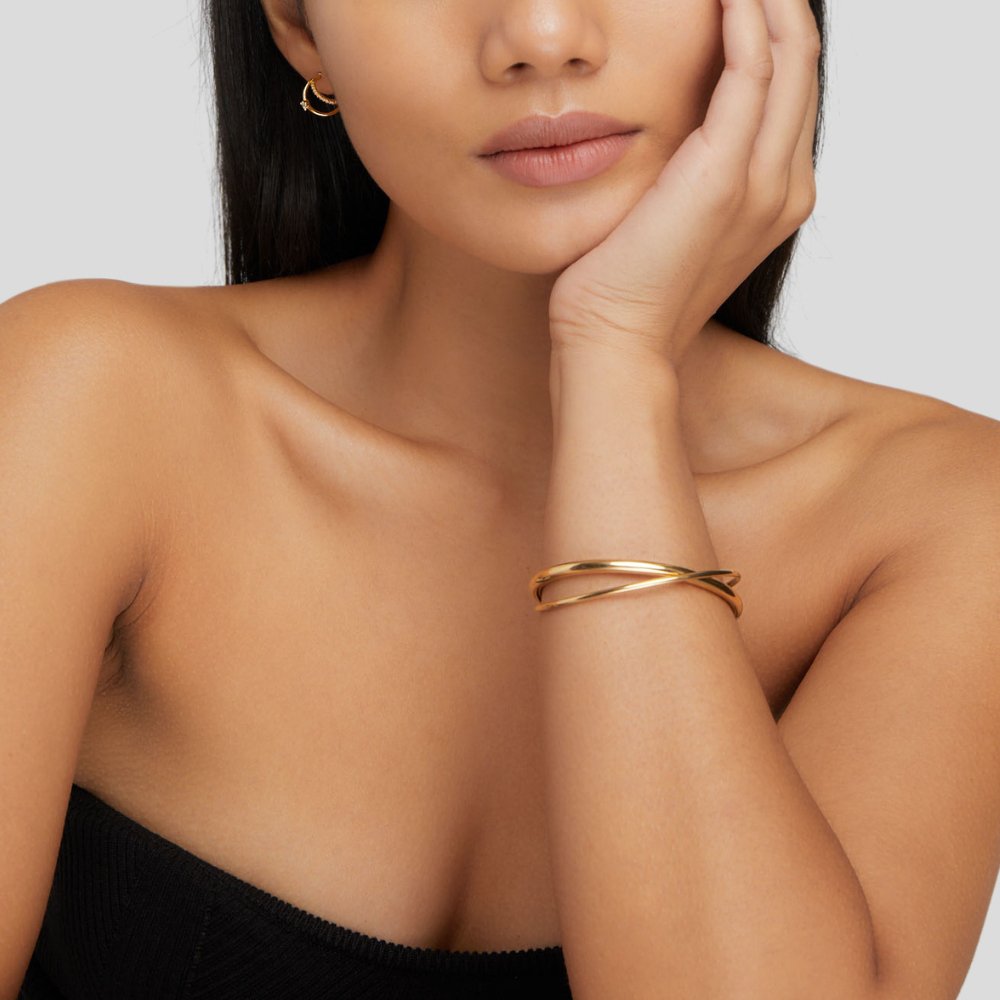 Gold Twist Design Bracelet for Women