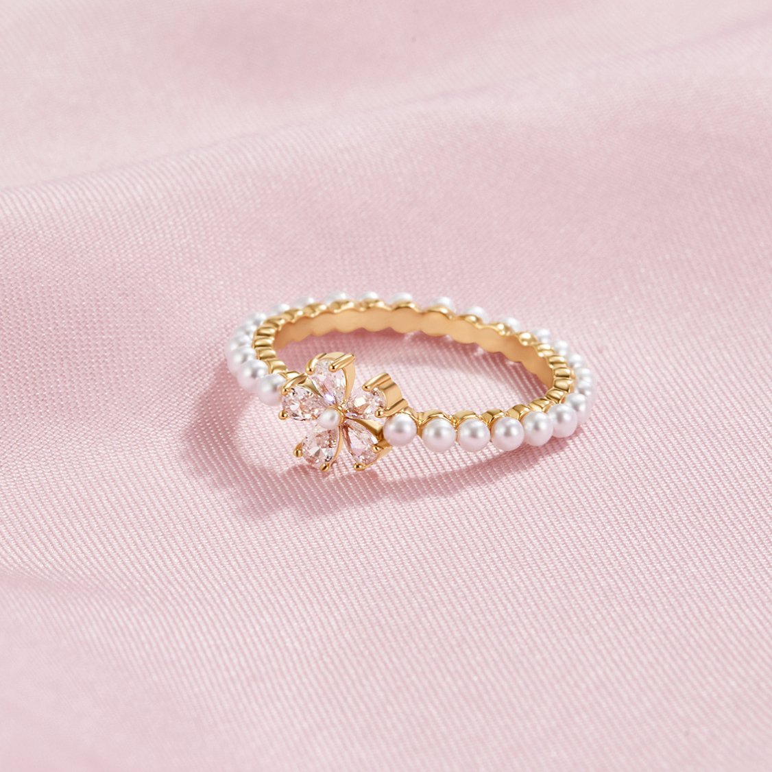 Crystal and Pearl Flower Ring