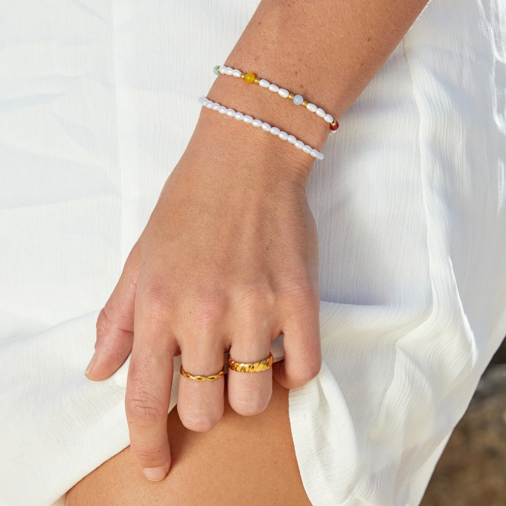 Elegant Pearl Bracelet for Timeless Style
