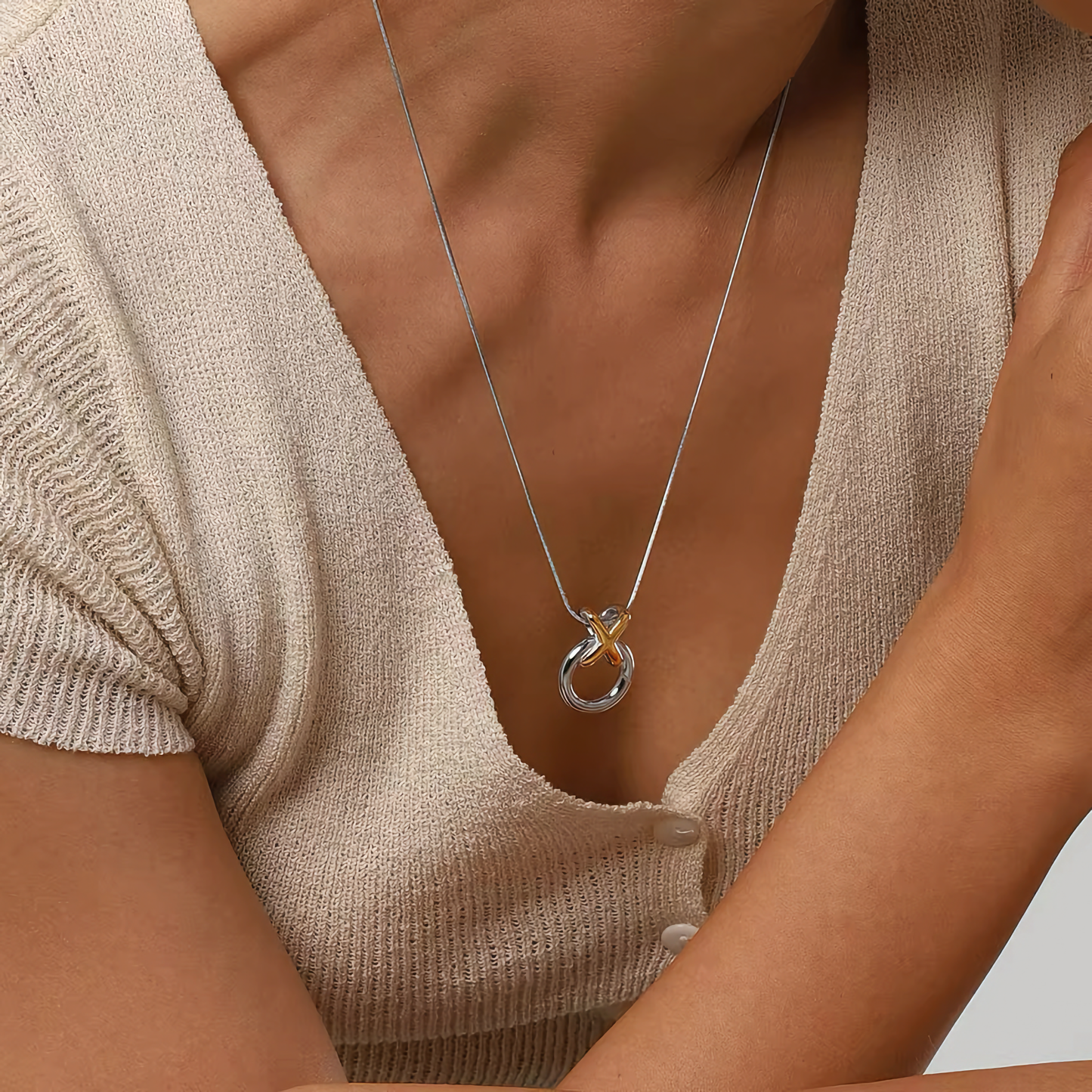 Knot Design Mirabelle Ring Necklace