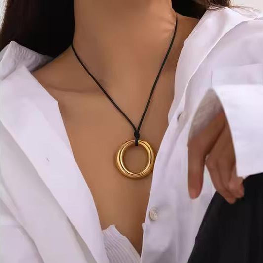 Elegant Gold Ring Pendant Necklace