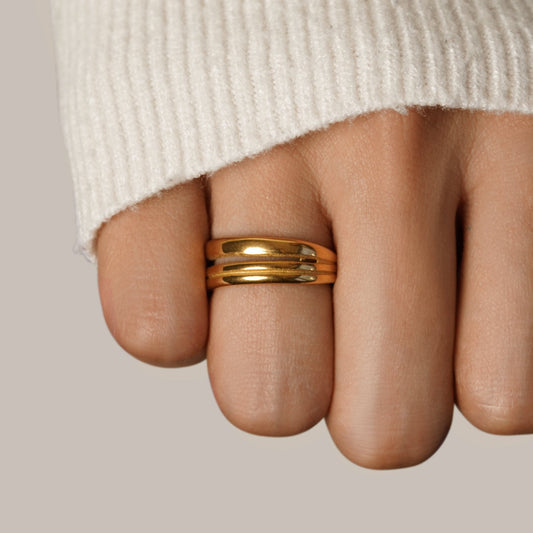 Layered Gold Ring for Elegant Style
