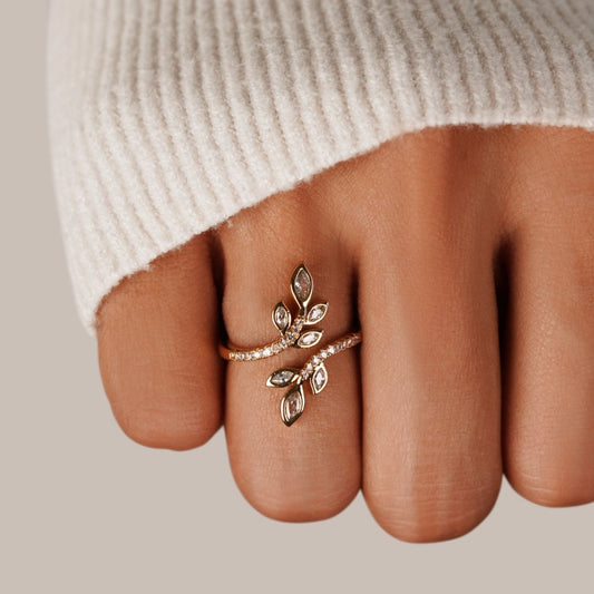 Crystal Vine Ring in White Finish