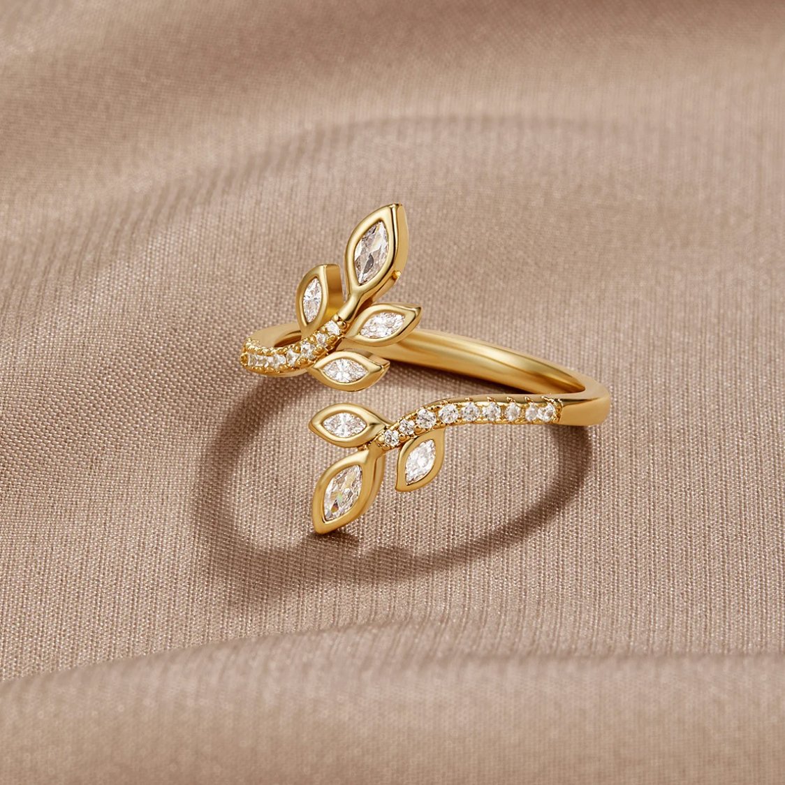 Crystal Vine Ring in White Finish