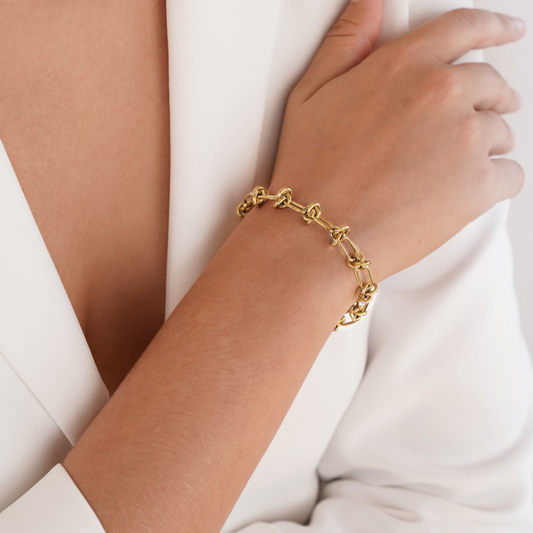 Chain Link Bracelet in Elegant Design